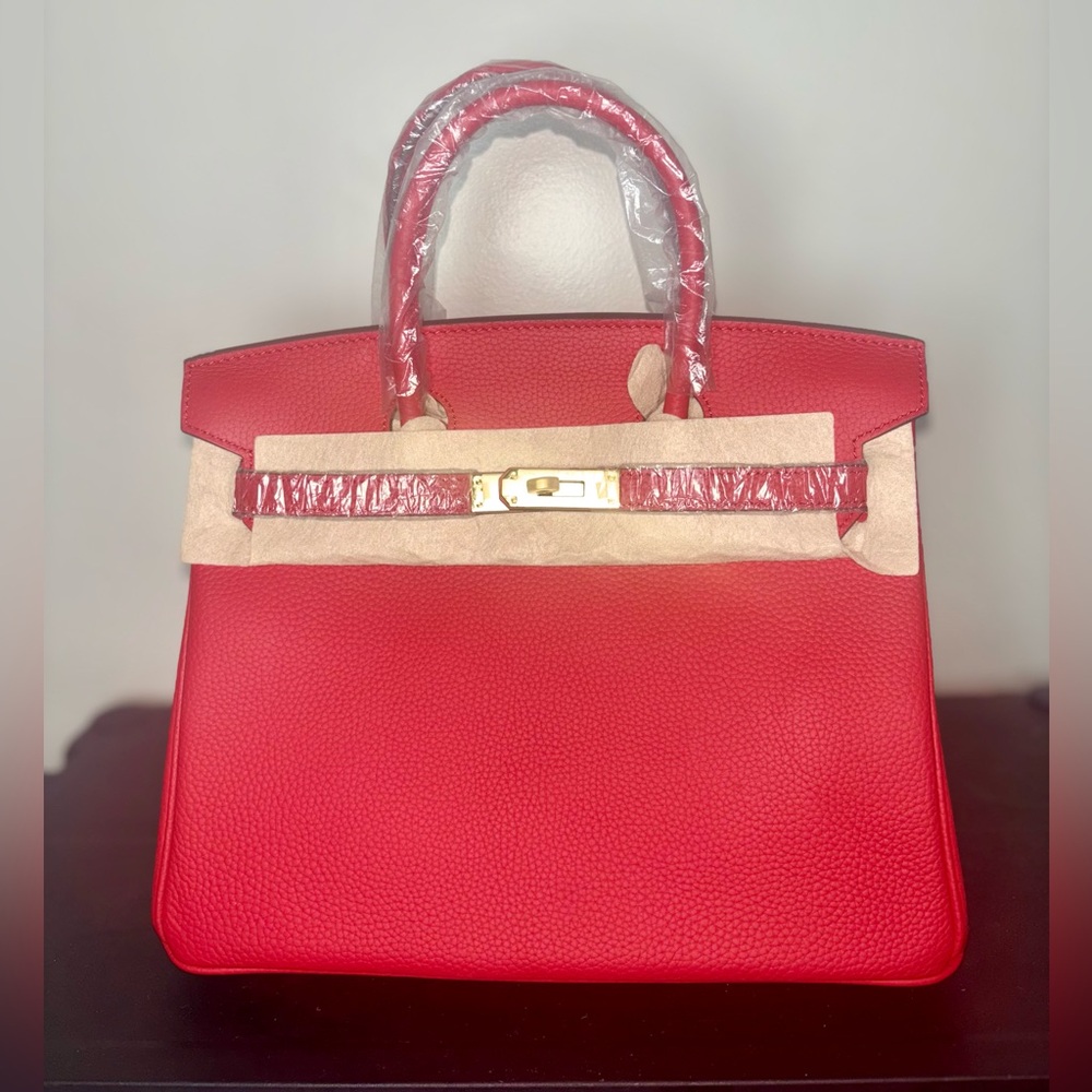 Red genuine leather wirkin